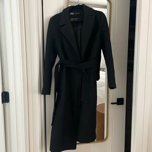 Zara long black wrap wool coat no buttons 
Size small